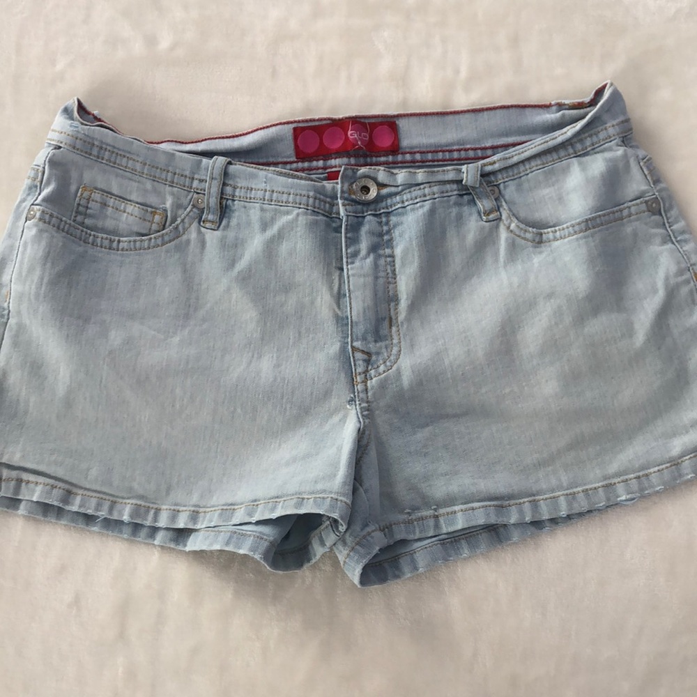 Like New GLO Jean Shorts